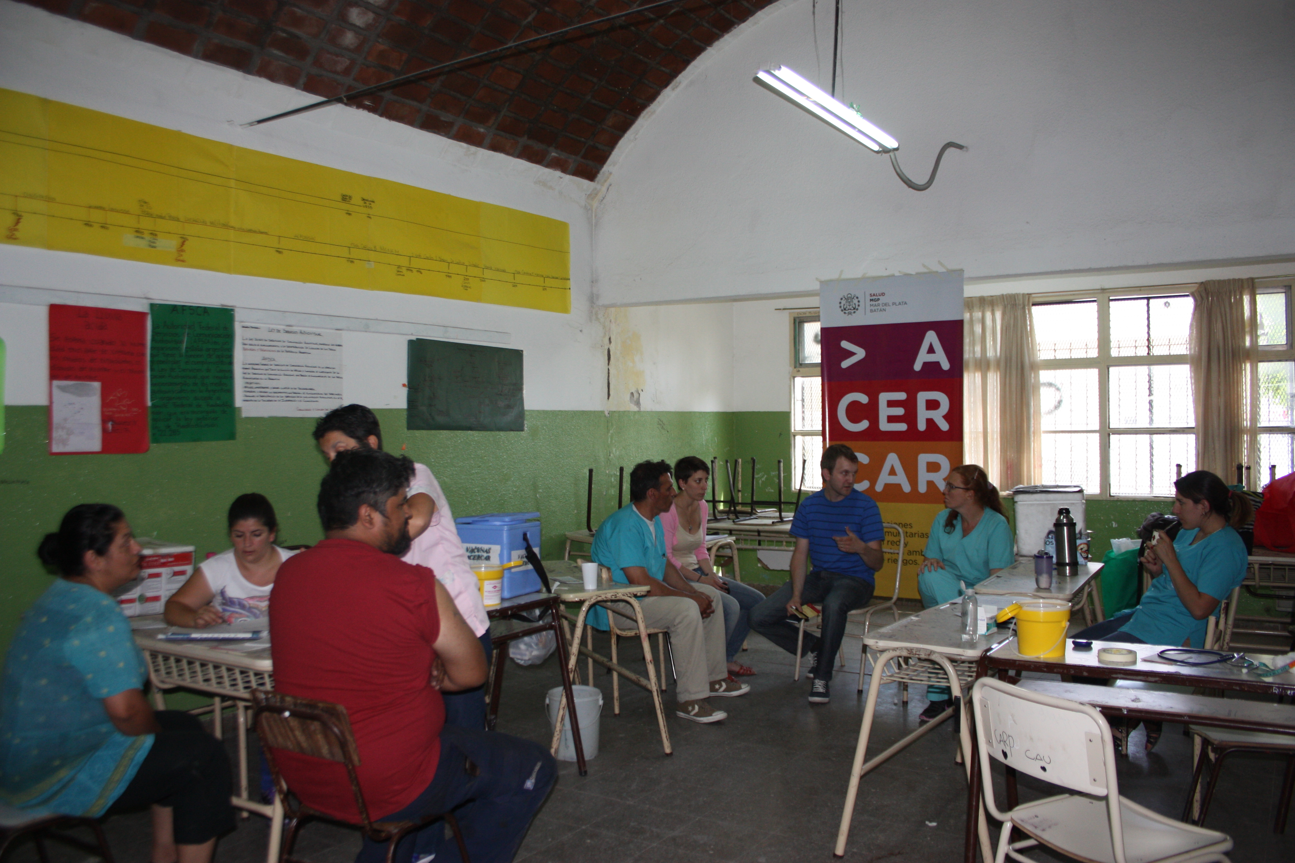 Actividad en Barrio Aeroparque con la Secretaría de Salud comunal. - 