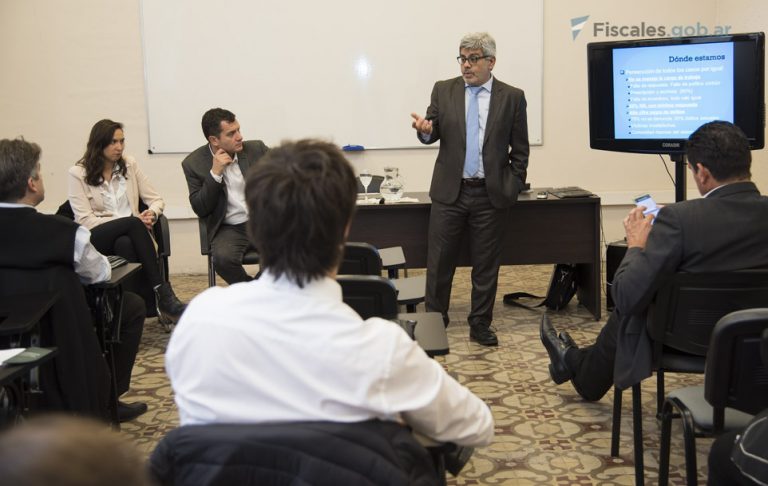 El sistema acusatorio y el rol de las partes en cada una de las etapas