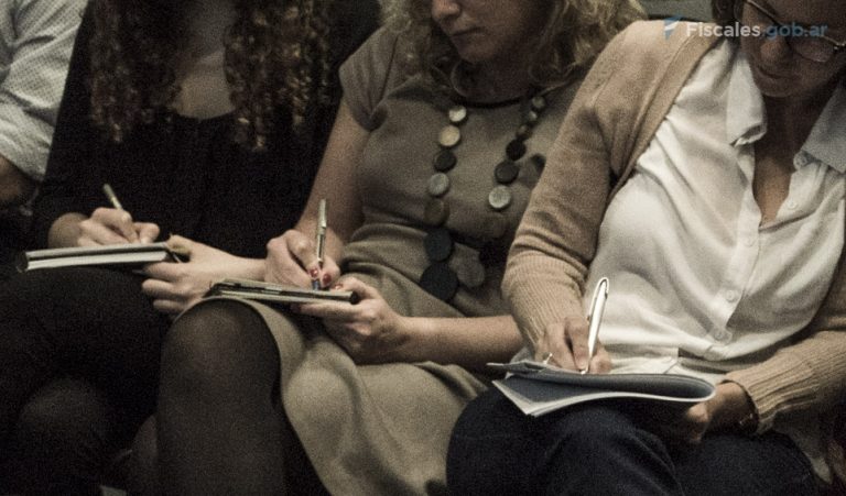 La procuradora general aprobó los contenidos de las actividades de capacitación