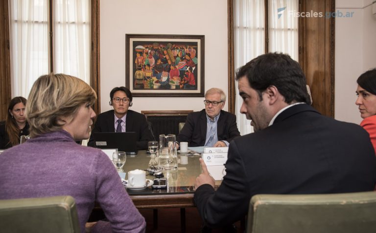 Reunión de la PROCELAC y la PIA con altos funcionarios de la OCDE
