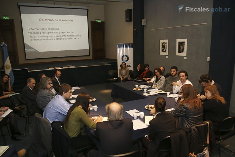 Fiscales argentinos realizaron aportes para un protocolo para casos de amenazas y hostigamientos contra defensores y defensoras de derechos humanos