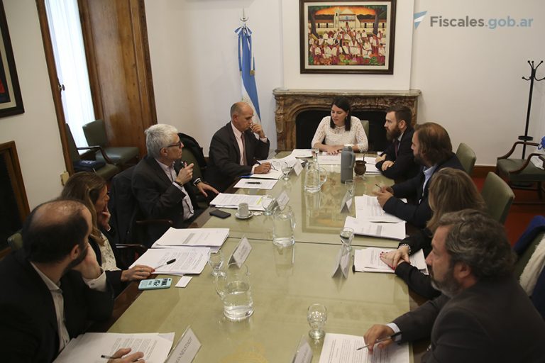 Reunión de trabajo con fiscales para el desarrollo de un protocolo de seguridad de magistrados