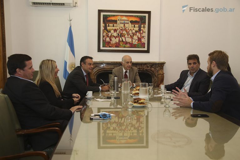 El procurador Eduardo Casal mantuvo un encuentro con el ministro de Seguridad bonaerense Cristian Ritondo