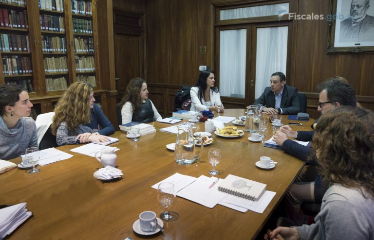 La Procuración General recibe a una comitiva de la Fiscalía Nacional de Chile