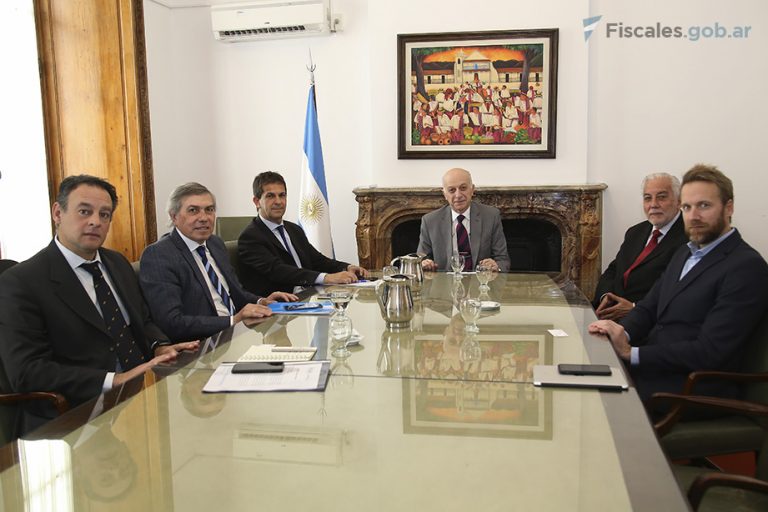 El procurador general y autoridades de la provincia de Córdoba mantuvieron una reunión de trabajo para coordinar esfuerzos en la lucha contra la narcocriminalidad