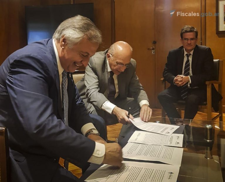 El procurador general de la Nación interino, Eduardo Casal, suscribió un acuerdo de cooperación con el MPF de la provincia de Mendoza