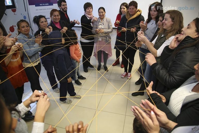 Presentan una nueva edición del cuadernillo sobre “Herramientas para la formación de promotoras y promotores territoriales en género”