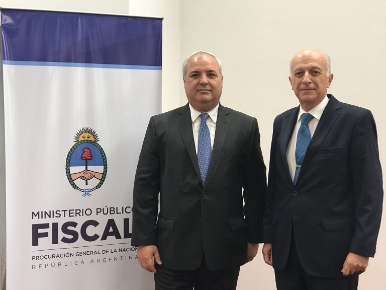 Asumió su cargo un nuevo fiscal general