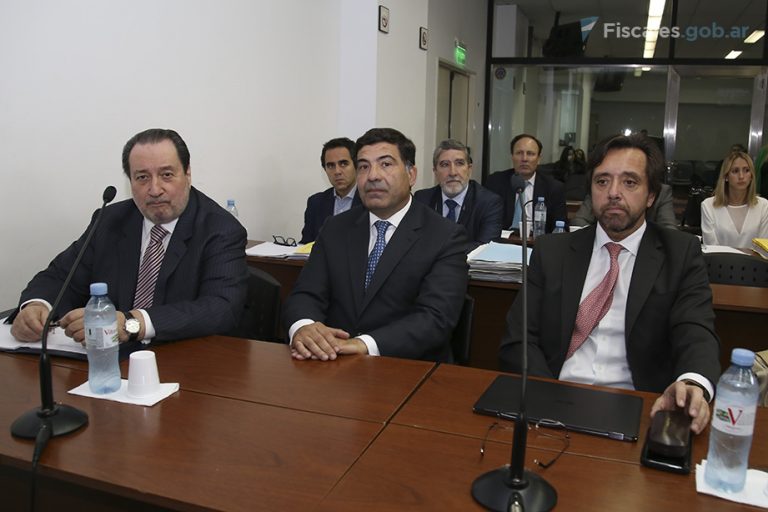 Comenzó el juicio a Ricardo Echegaray y a otros dos funcionarios de la AFIP