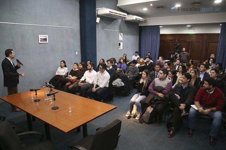 Comenzó el curso sobre teoría y práctica de la investigación del cibercrimen