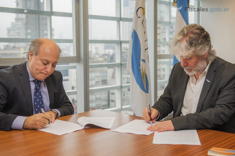 El Ministerio Público Fiscal y el CONICET firmaron un convenio de asistencia técnica