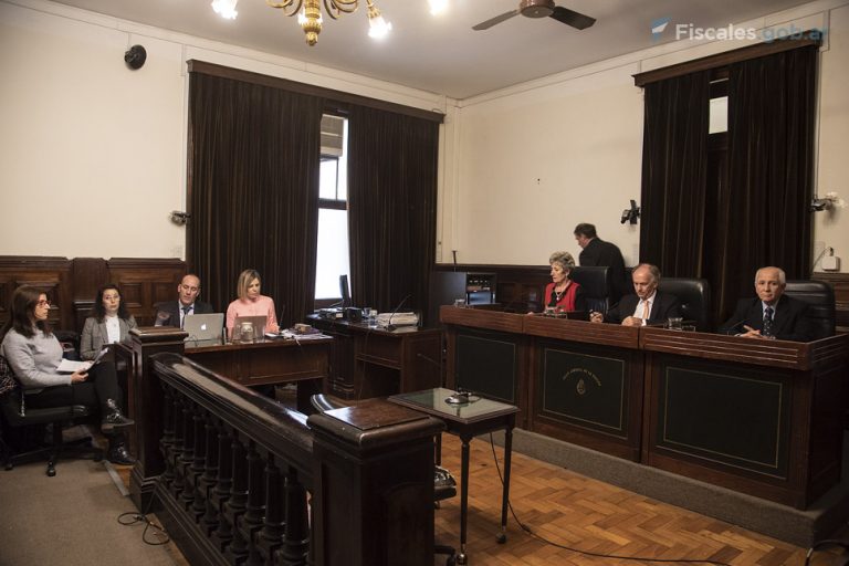 Comenzó el juicio al fiscal Julio César Castro por abuso sexual y lesiones a su ex pareja