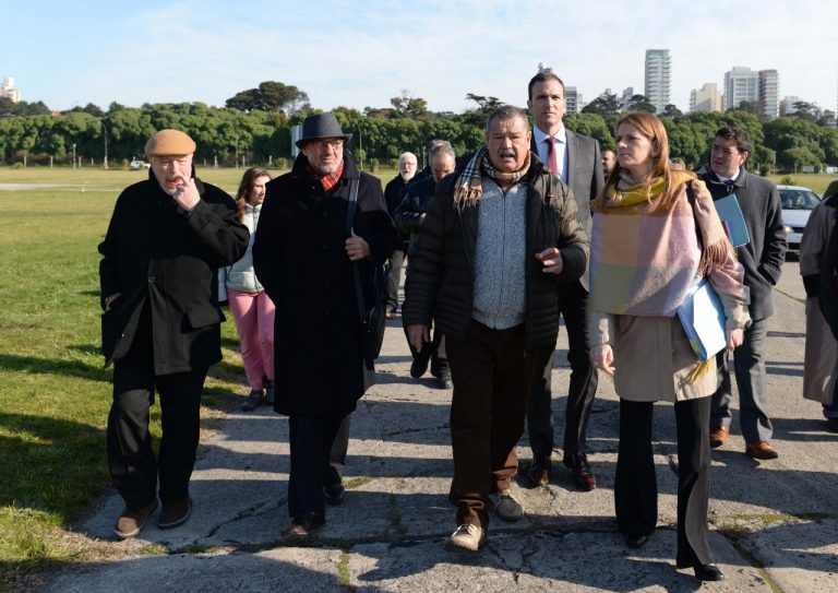 Mar del Plata: nueve sobrevivientes y un ex conscripto participaron de una inspección en la Base Naval