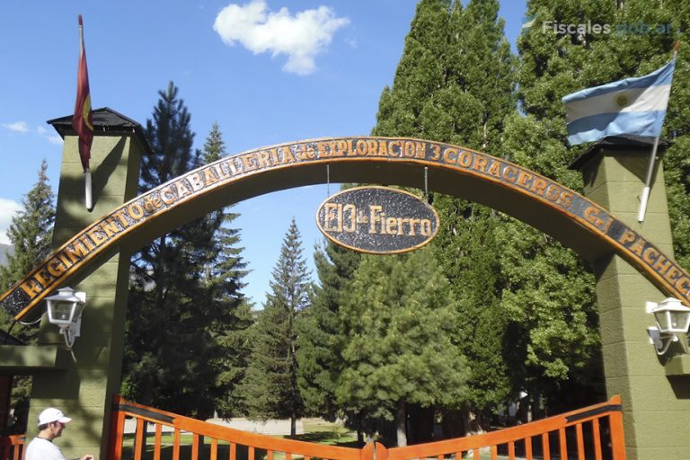 Esquel: piden enjuiciar a un jefe del Regimiento de Caballería N°3 por coacción y abuso de autoridad sobre tres soldadas voluntarias