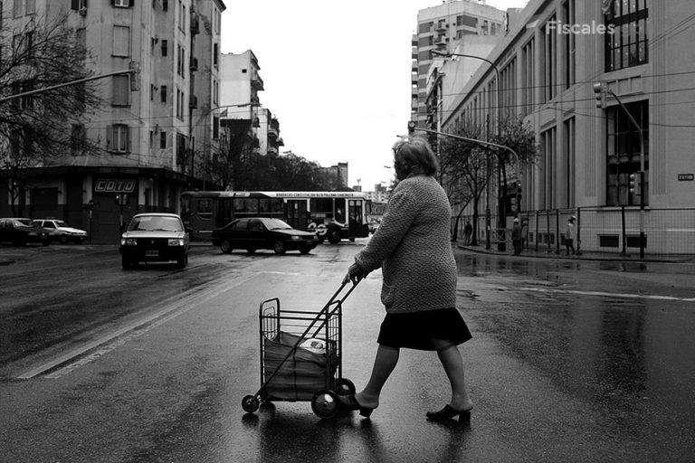 Dictaminan que es inconstitucional la aplicación retroactiva del nuevo índice de movilidad jubilatoria