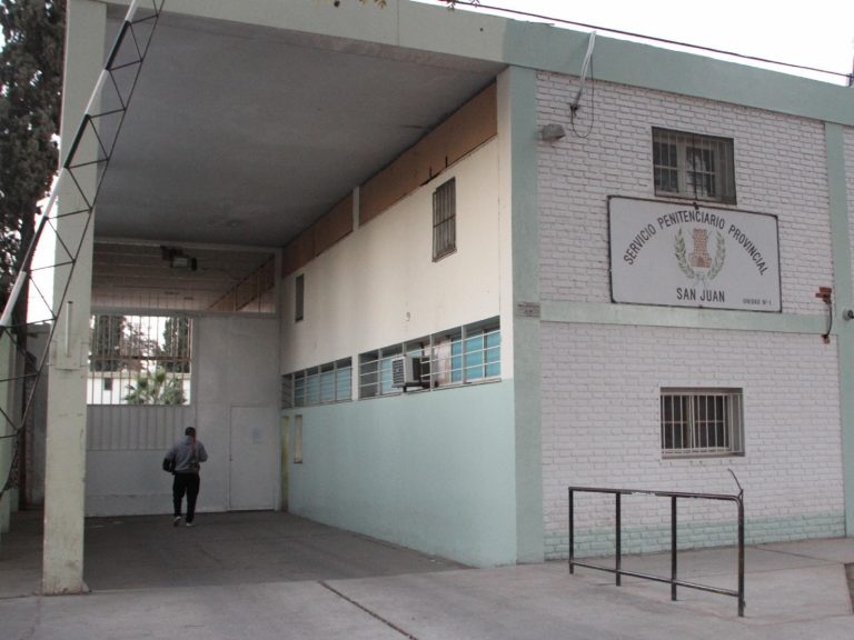 Avanza el juicio al ex director del Servicio Penitenciario de San Juan y otros diez acusados por torturas a un interno