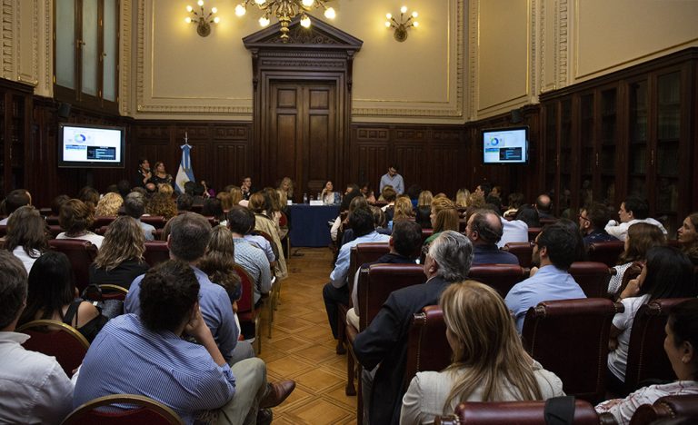 Las fiscales María Fernanda Poggi y María Eugenia Sagasta expusieron en la Jornada de Reflexión sobre Prácticas Restaurativas
