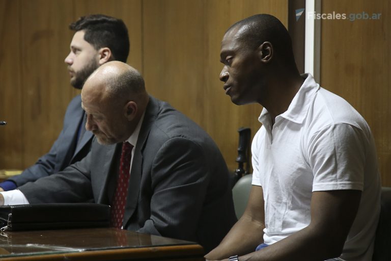 Pidieron perpetua para un narco que abandonó a una “mula” en Villa Devoto