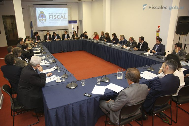 Fiscales y jueces del fuero penal económico se reunieron con funcionarios de la AFIP en una Mesa Interinstitucional de Trabajo