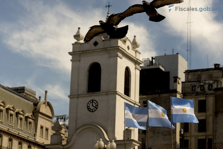 En línea con lo dictaminado por el MPF, la Corte entendió que no es requisito dominar el idioma nacional para obtener la ciudadanía argentina