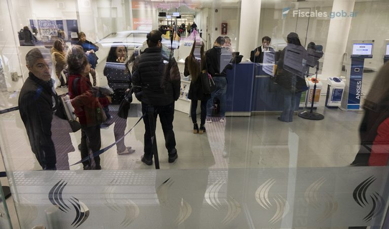 Investigan en Salta a un empleado de Anses por violación de secreto