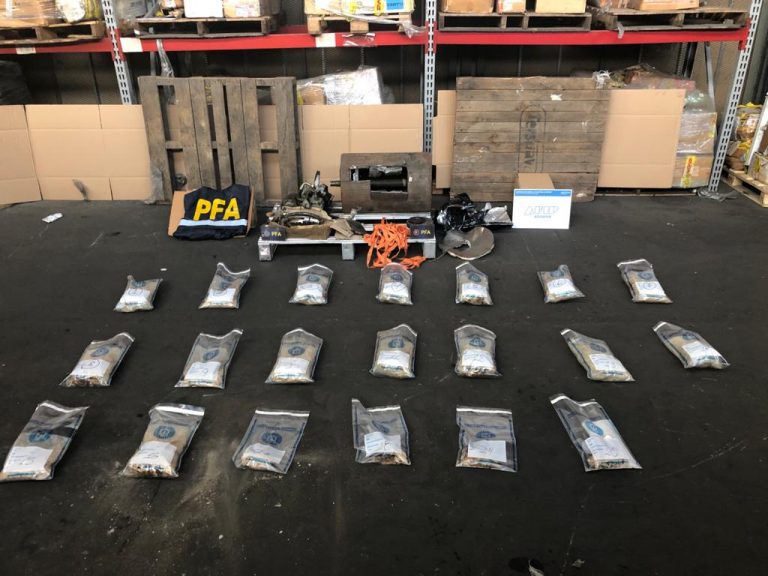 Desarticularon una organización dedicada al contrabando de éxtasis y cocaína a través del trabajo conjunto entre España y Argentina