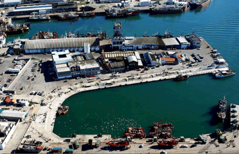 Mar del Plata: una medida humanitaria detrás del buque Ushuaia, que finalmente pudo llegar a puerto