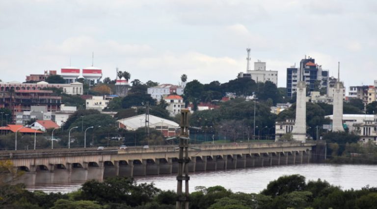 En un juicio abreviado, un “pasero” reconoció el pago de coimas al personal aduanero de Paso de los Libres