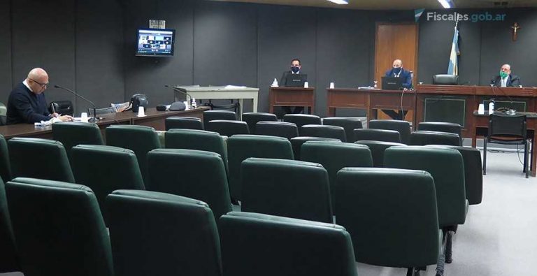 Mar del Plata: solicitan nueve años y medio y diez años de prisión para los policías acusados de proteger una banda narco