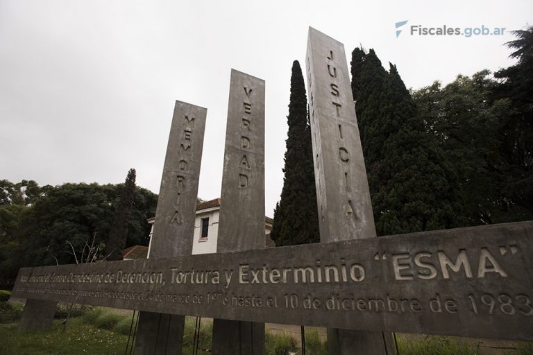 Causa ESMA: la fiscalía pidió la unificación de penas en 33 años de prisión para Azic y en 30 para Capdevila