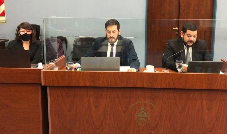 La fiscalía señaló que en Tucumán funcionó “un único aparato criminal” antes y después del golpe de Estado y solicitó la condena de los 25 acusados