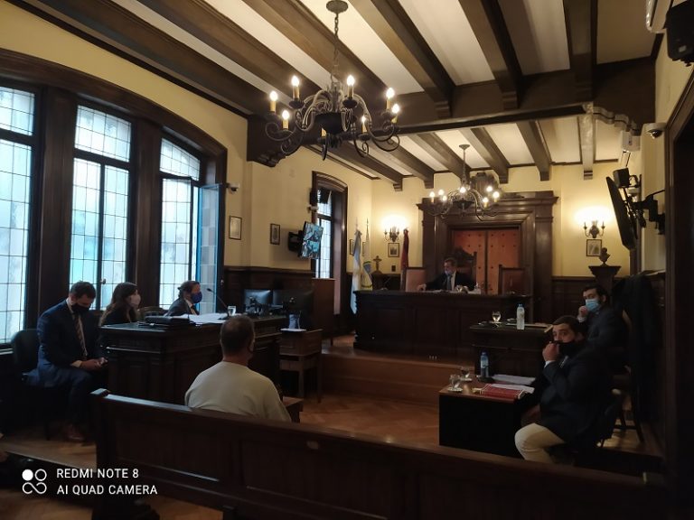 Salta: el ex intendente de Aguaray Jorge Enrique Prado y otros nueve imputados irán a juicio por el robo de caños del Gasoducto GNEA