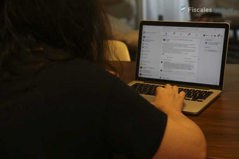 Dictaminan que la supresión por orden judicial de una publicación en Facebook denunciando un abuso sexual podría comprometer la responsabilidad internacional del Estado argentino