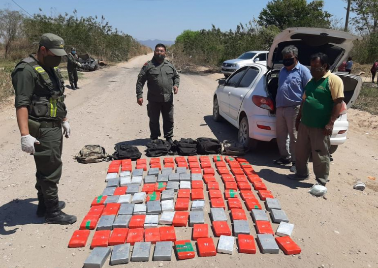 Condenan a siete años de prisión a un policía provincial de Salta detenido con 117 kilos de cocaína