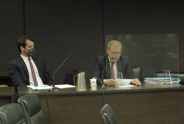 Mar del Plata: comenzó el juicio a cuatro integrantes de una secta acusados de explotar sexual y laboralmente a sus fieles