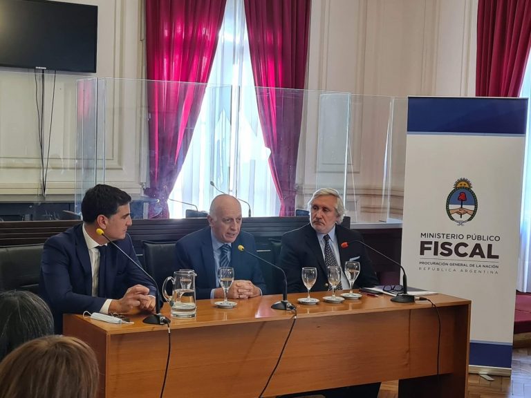 El procurador Casal se reunió en La Plata con fiscales federales y provinciales en la mesa de intercambio de información sobre investigaciones de narcotráfico