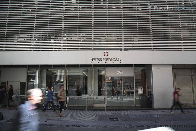 Confirman la medida cautelar que ordena suspender el aumento de la cuota de la prepaga en razón de su edad a una persona mayor