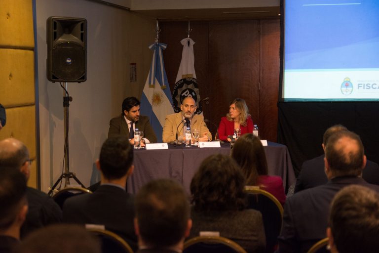 Rosario: capacitaron a integrantes de la Policía de Seguridad Aeroportuaria en la investigación del narcolavado