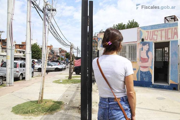 Condenaron a un hombre a un año y seis meses de prisión condicional por agredir a su pareja