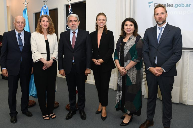 Con la presencia del procurador Casal, tuvo lugar el lanzamiento del proyecto “Control de sustancias químicas, interdicción de drogas ilícitas y respuesta de la justicia penal al narcotráfico y la corrupción asociada en Argentina”