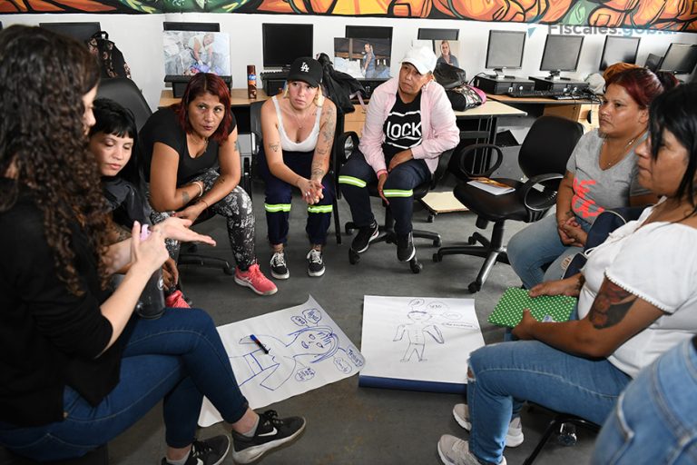 La Dirección General de Políticas de Género lanzó en dos cooperativas el proyecto RE.TE.GER. para recuperadores y recuperadoras urbanas