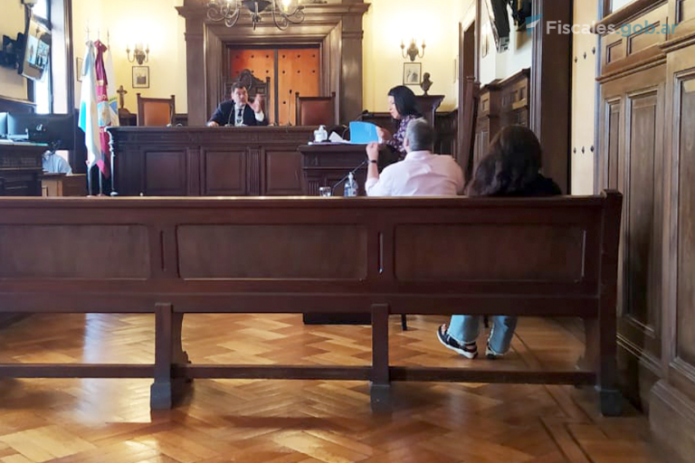 Salta: solicitan juicio oral para un abogado imputado por litigar con una credencial apócrifa