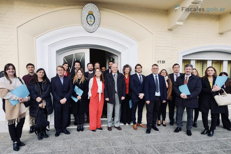 El procurador Casal se reunió con fiscales, funcionarias y funcionarios judiciales de Neuquén y Río Negro