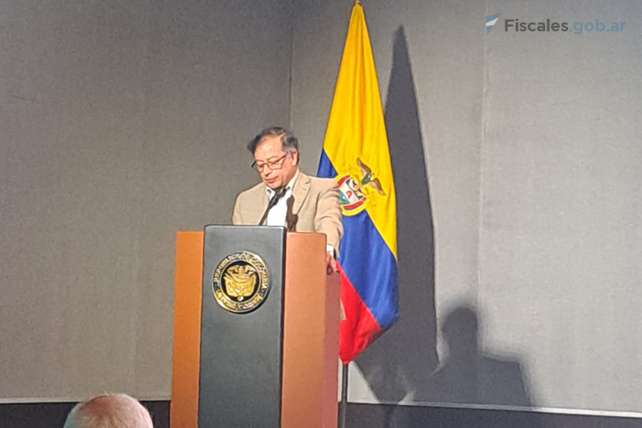 El Presidente de la República de Colombia, Gustavo Preto Urrego, disertó en la apertura del congreso.  - Foto: Procuraduría de Investigaciones Administrativas