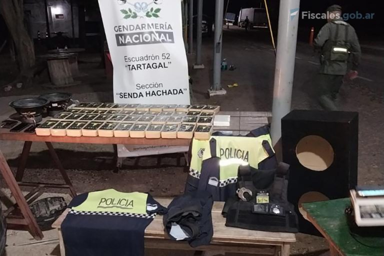 Salta: condenan a un policía de Tucumán y a dos cómplices por el transporte de más de 46 kilos de cocaína