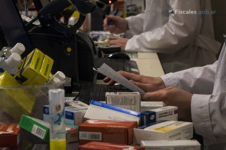 Tres de Febrero: procesan a propietarios y personal de una farmacia por el intento de estafa al PAMI con falsas recetas médicas