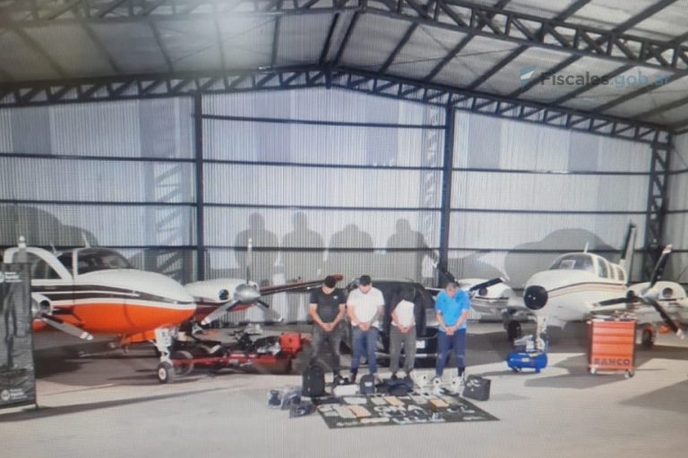 Rosario: detuvieron a trece personas y secuestraron tres avionetas en un operativo contra una organización transnacional dedicada al narcotráfico