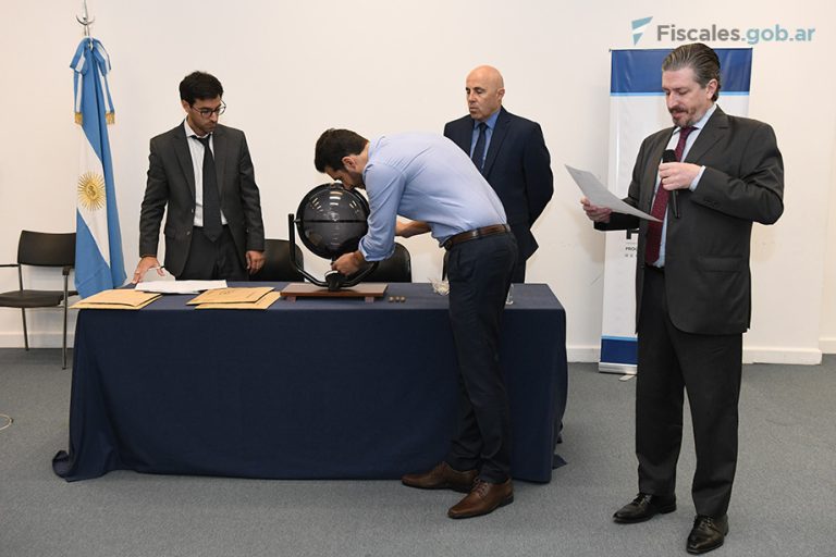 Concurso N°122: ocho postulantes rindieron el examen oral