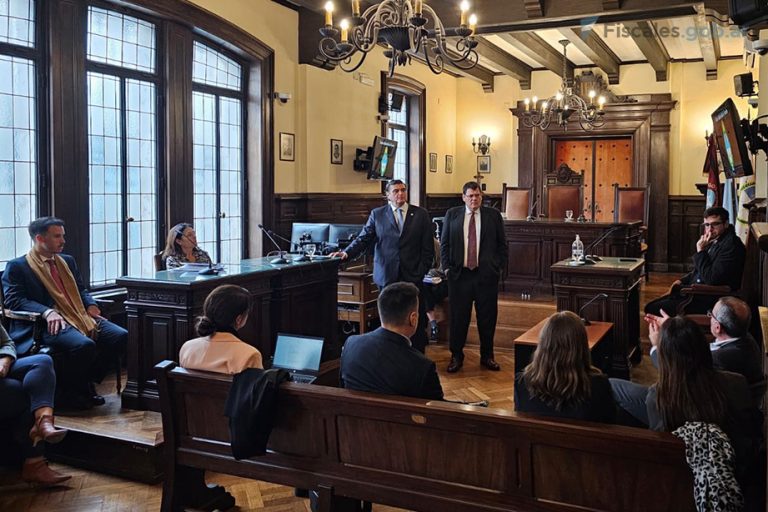 Fiscales de los distritos Rosario y Mendoza realizaron en Salta el curso 