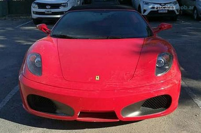 Extinción de dominio: subastarán de forma anticipada una Ferrari y dos Chevrolet pertenecientes al Clan Loza